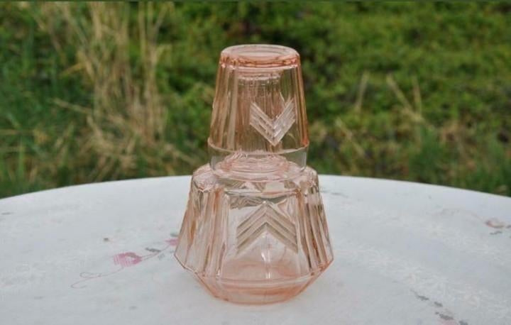 § carafe de nuit avec verre art deco rose, Enlèvement ou Envoi