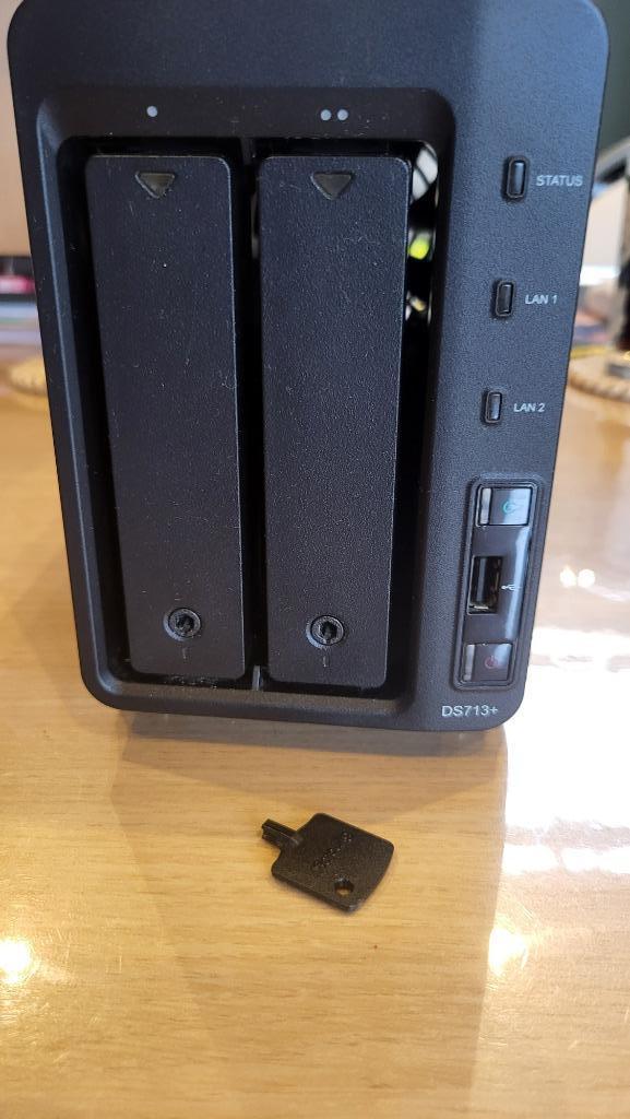 Synology DS713+ Met 2x1TB WD RED SSD, Enlèvement, Utilisé
