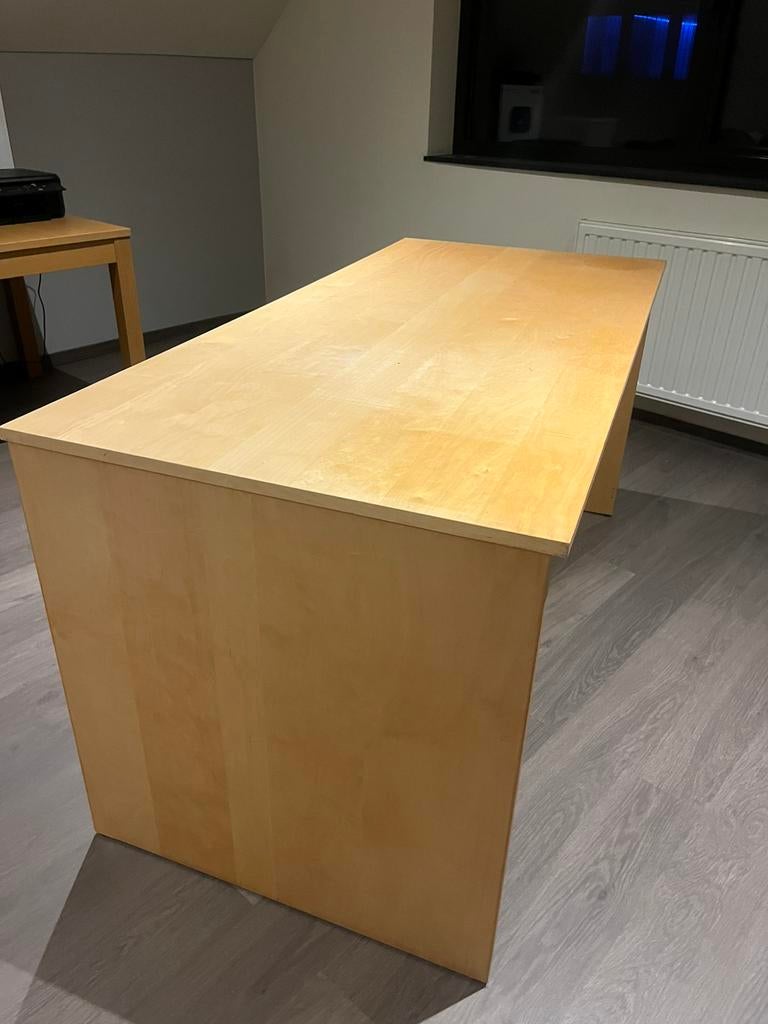 Bureau, Ophalen, Zo goed als nieuw