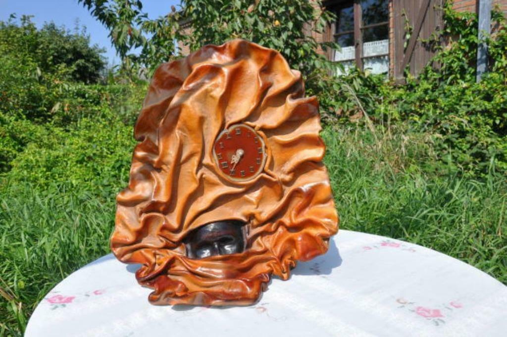 *§  horloge masque cuir, Enlèvement ou Envoi