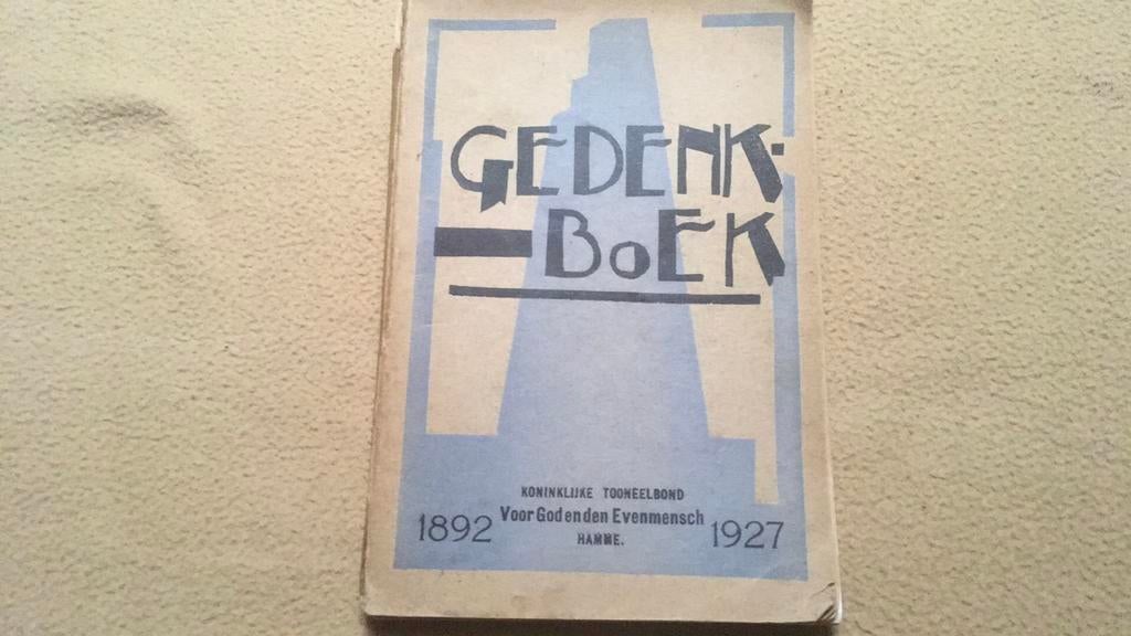 Gedenkboek toneelbond Hamme. 1892-1927, Enlèvement
