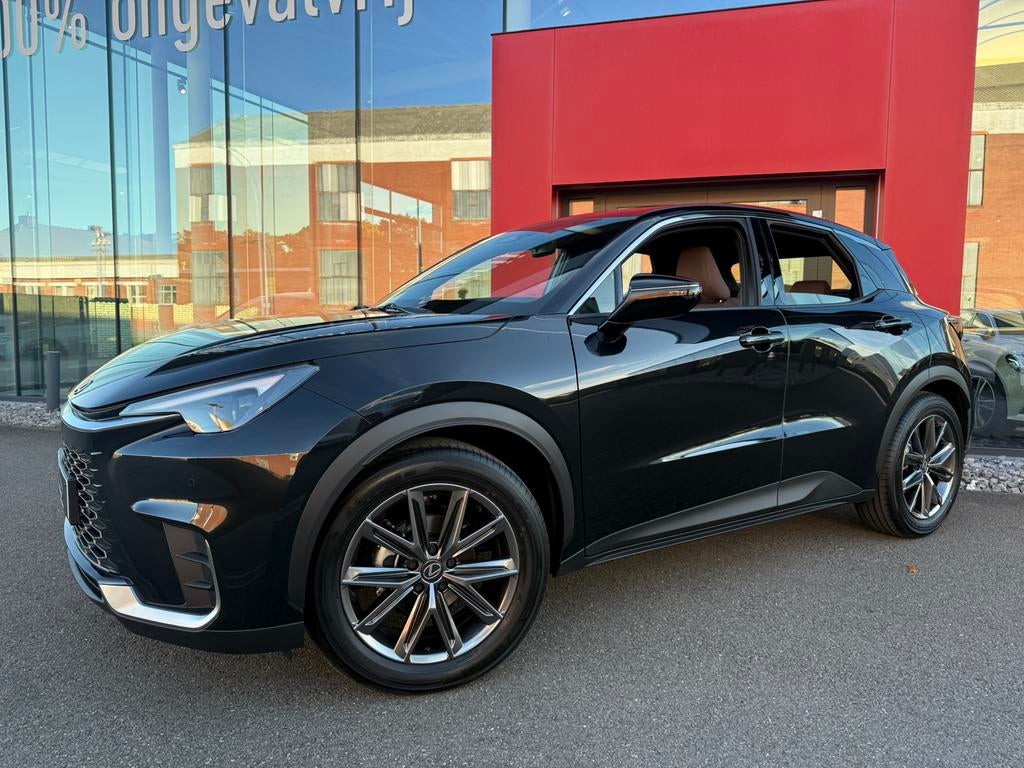 Lexus LBX NIEUWE WAGEN BoMVoLLe OptieS !!!, Auto's, Zwart, 5 zetels, 5 deurs, Hybride Elektrisch/Benzine