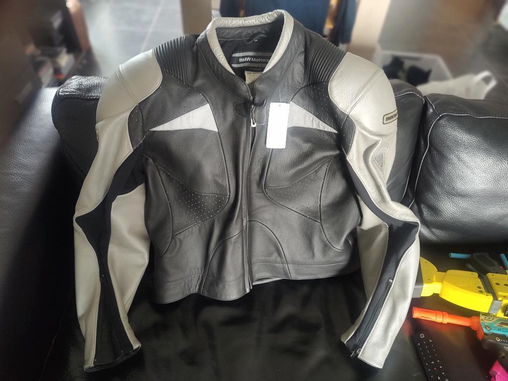 €230 BMW Pro race lederen vest R1200S maat 56, Motoren, Onderdelen | BMW, Nieuw, Ophalen of Verzenden