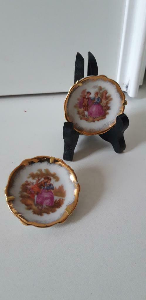 LIMOGES porselein,2miniatuurbordjes, Ophalen of Verzenden, Zo goed als nieuw
