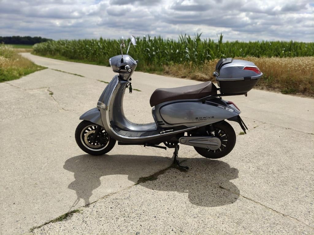 Sakura edrive Torino plus, Fietsen en Brommers, Scooters | Overige merken, Ophalen, Zo goed als nieuw