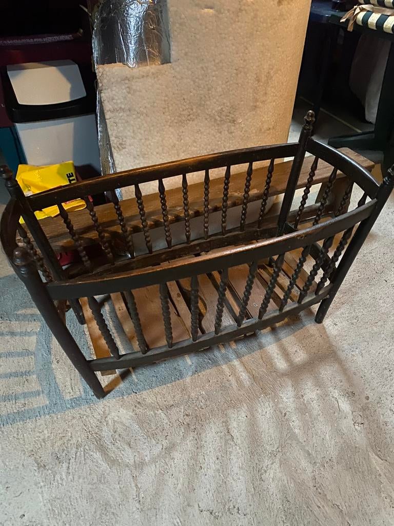 Retro kinderbed wieg, Kinderen en Baby's, Ophalen, Zo goed als nieuw