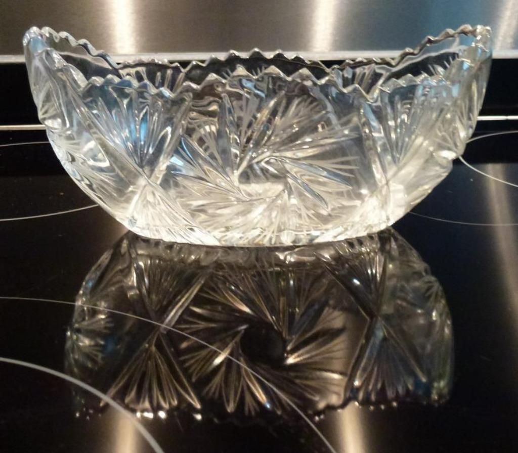 2 identieke schaaltjes of kommetjes in glas17 X 8,5 x 7,5 cm, Overige materialen, Schaal, Ophalen of Verzenden, Zo goed als nieuw
