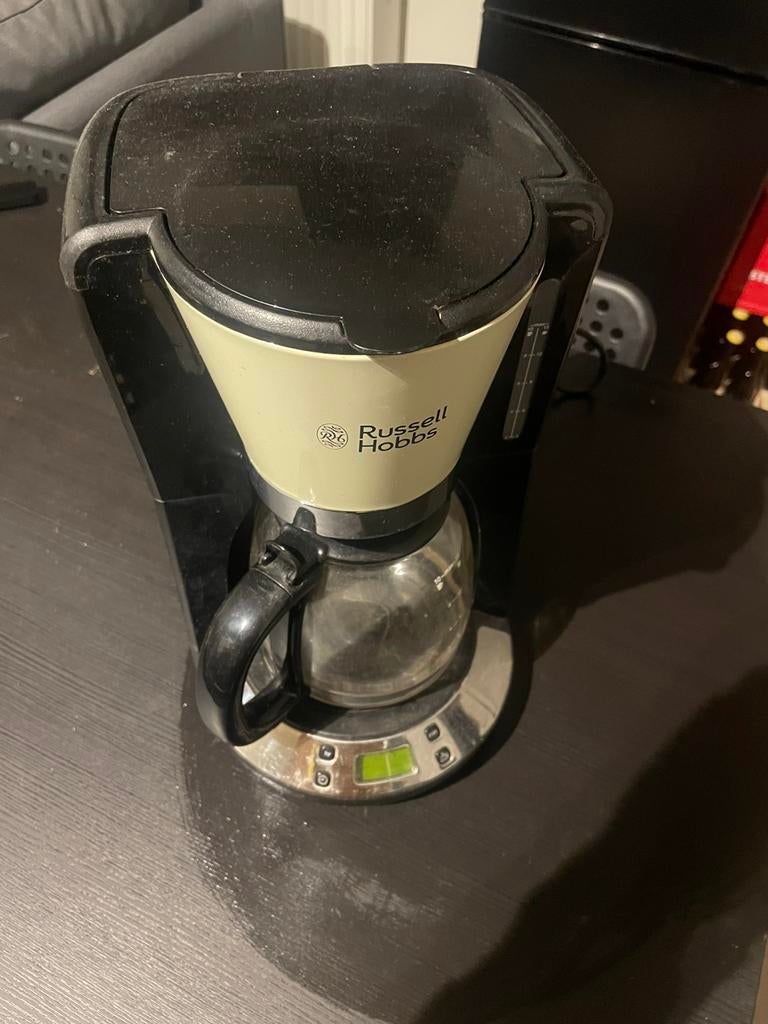 Russell Hobbs kofiezet, Café moulu, Utilisé, 10 tasses ou plus, Enlèvement