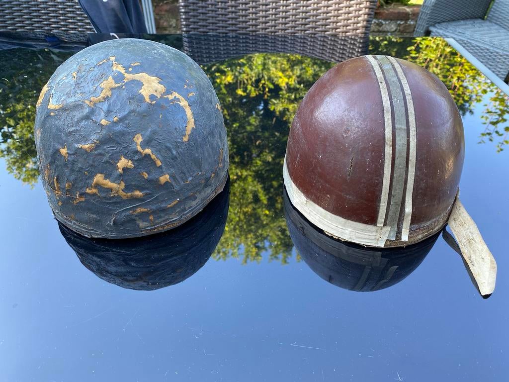 Lot 2 casques anciens type cromwell, Enlèvement