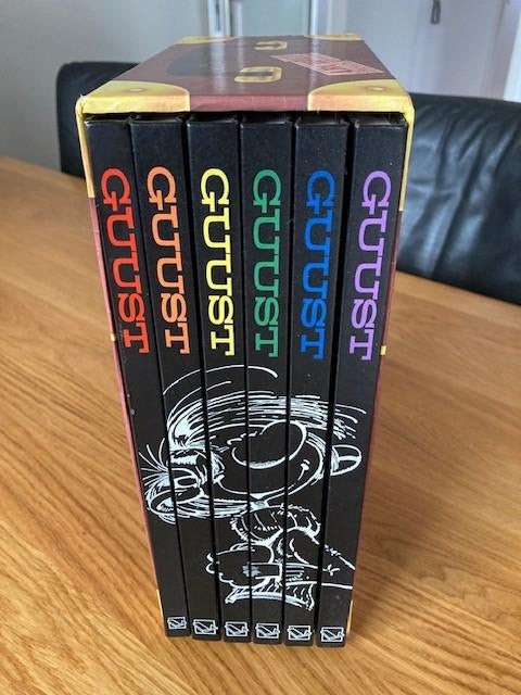 Guus  Gaston Flater verzamelbox in Topstaat., Boeken, Stripverhalen, Meerdere stripboeken, Ophalen, Zo goed als nieuw