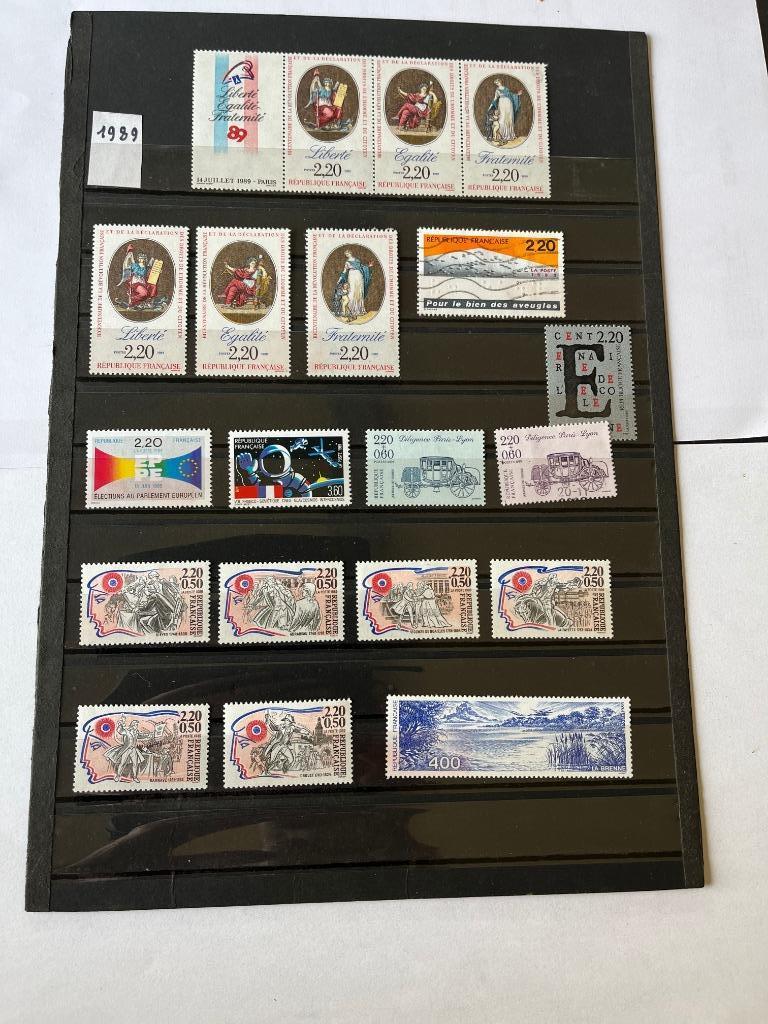 Timbres et blocs France 1989, Enlèvement