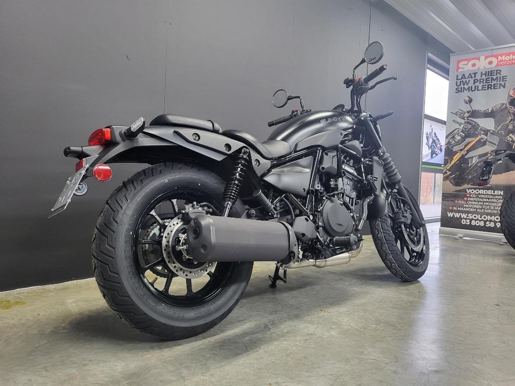 2026 Kawasaki Eliminator 500 SE (4j garantie, ...), Motoren, 2 cilinders, Chopper, Bedrijf, 12 t/m 35 kW