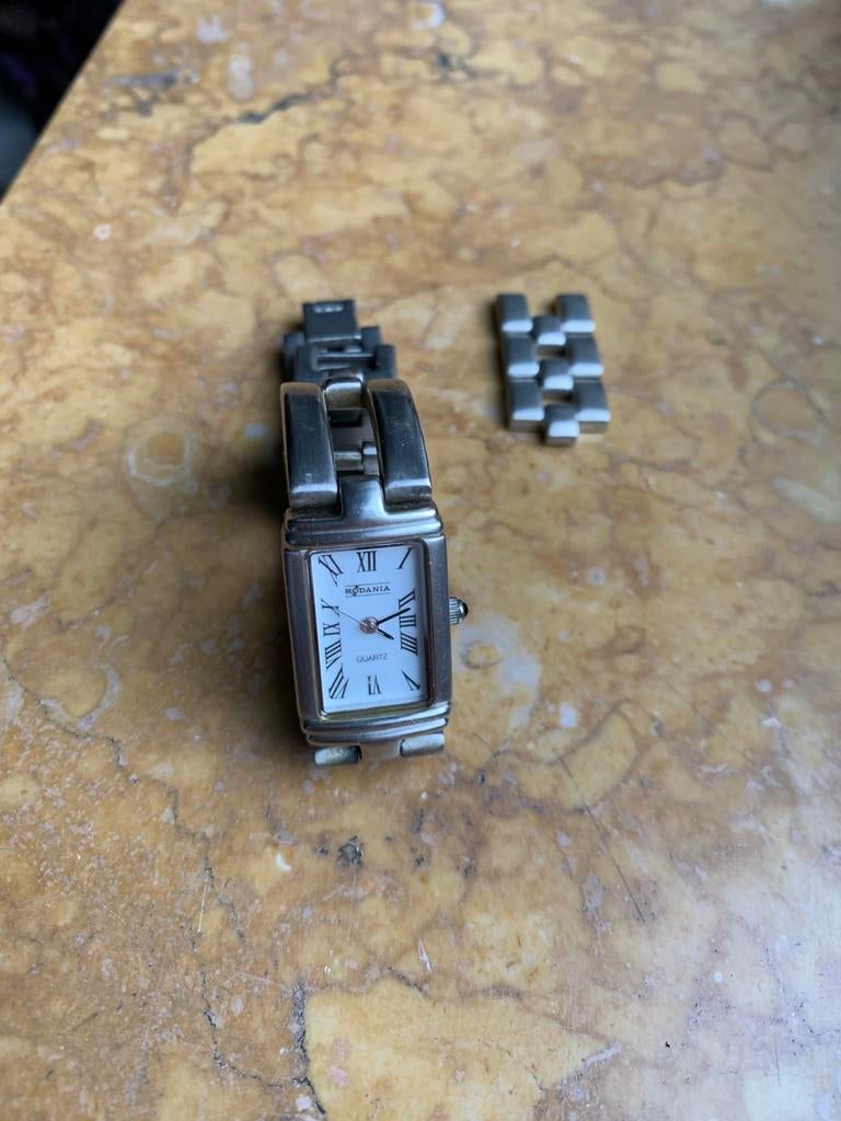 Montre pour femme Rodania en argent, Montre-bracelet, Autres marques, Acier, Enlèvement