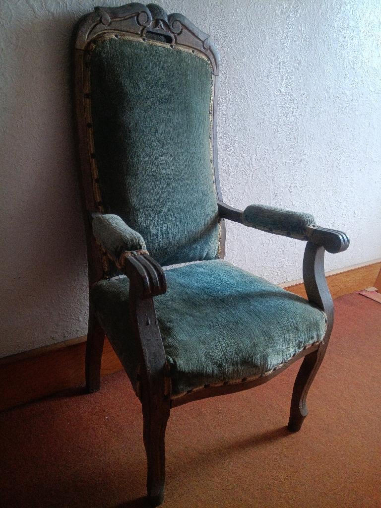 Fauteuil d’enfant ancien authentique 1900 Bois sculpté, Enlèvement