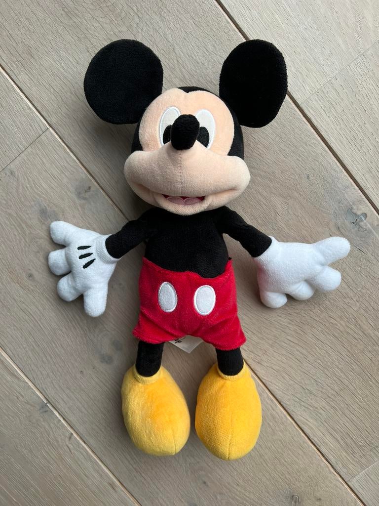 Knuffel Mickey Mouse van Disneyland Parijs, Verzamelen, Ophalen of Verzenden, Mickey Mouse, Zo goed als nieuw, Knuffel