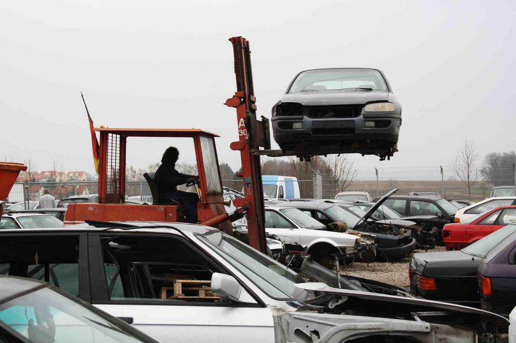 Gezocht sloop auto,s  wraken schade auto,s tegen betaling, Enlèvement, Utilisé