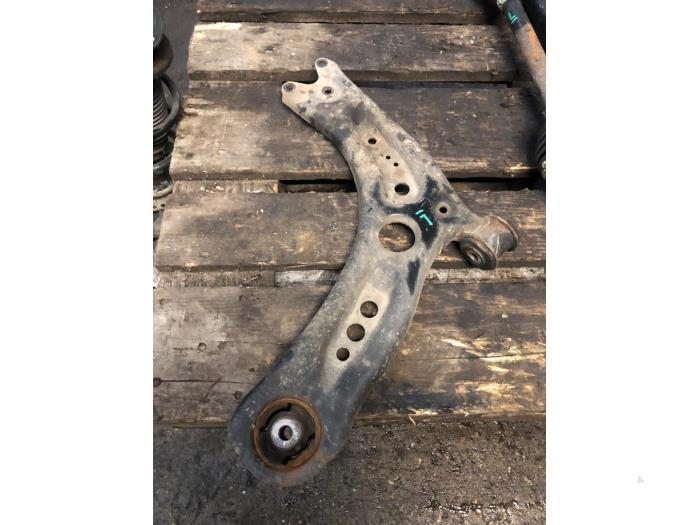 Draagarm links-voor van een Volkswagen Golf, Ophalen of Verzenden, 3 maanden garantie, Gebruikt, Volkswagen