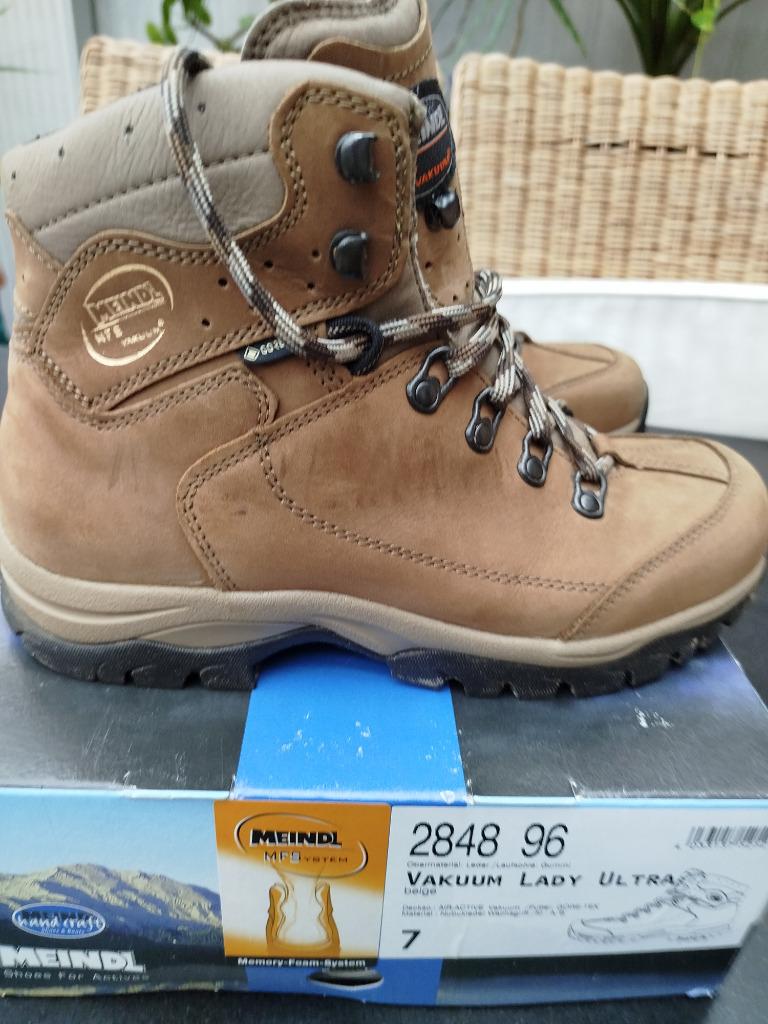 Meindl Vakuum Ultra GTX Lady Maat 41 zo goed als nieuw, Kleding | Dames, Schoenen, Ophalen, Meindl, Beige, Wandelschoenen