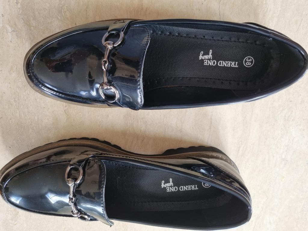 Zwarte mocasins maat 38 laké, Neuf, Enlèvement ou Envoi, Chaussures basses, Noir