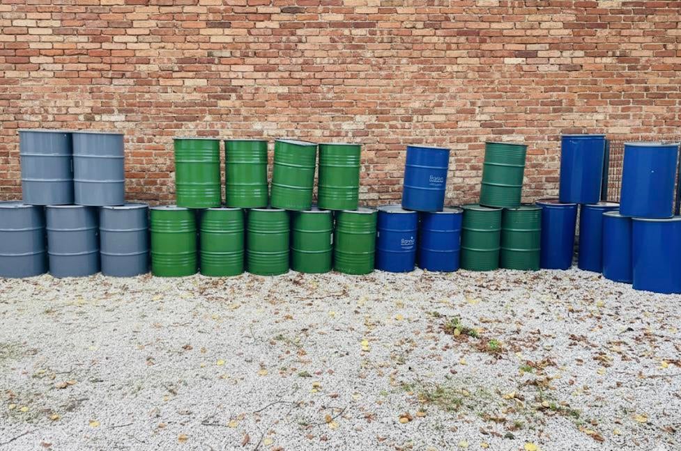 Metalen vat 220 of 240 liter (deksel+omsnoering) 100% SCHOON, Ophalen of Verzenden, Zo goed als nieuw, Hout, Met kraantje