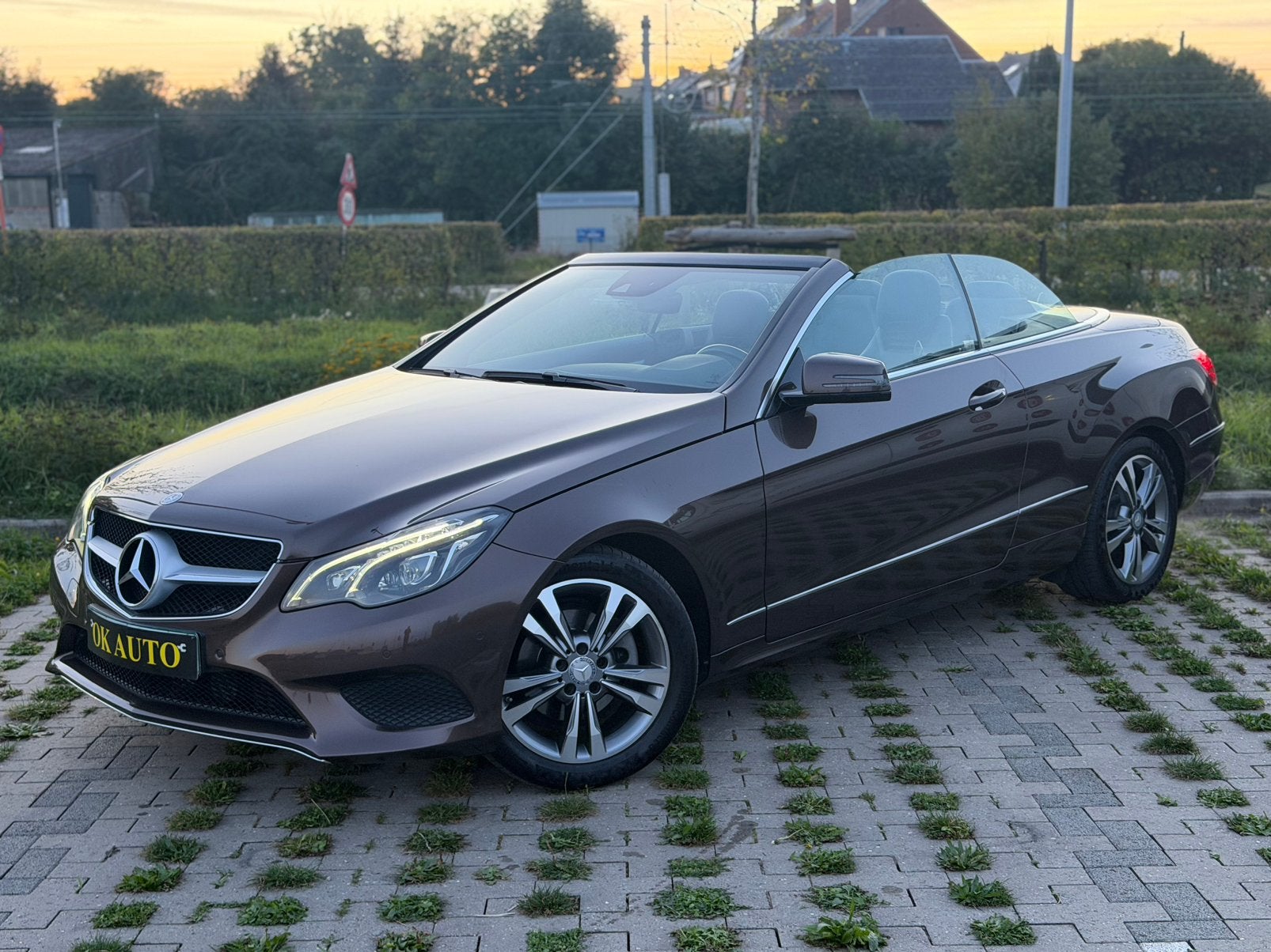 Mercedes E200 Cabriolet 67.000 km garantie 12 maanden, Auto's, Automaat, 4 zetels, Achterwielaandrijving, 4 cilinders