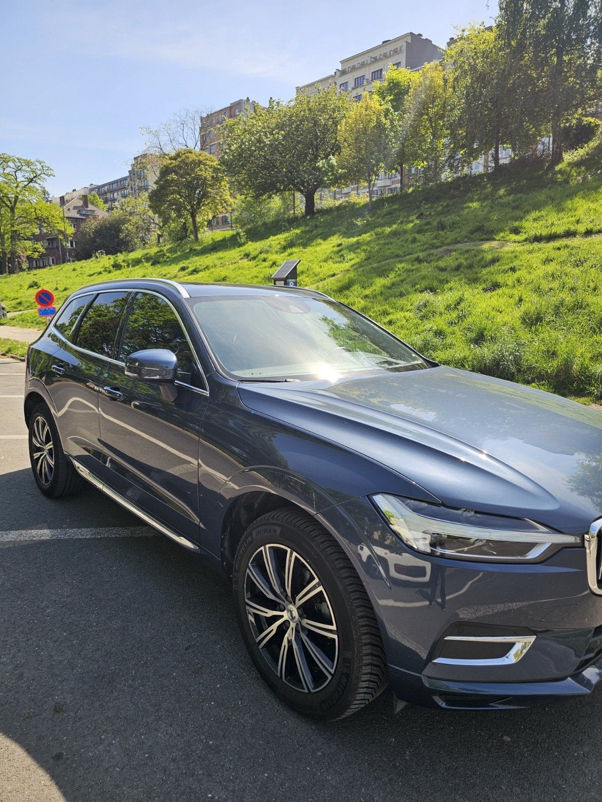 Volvo XC60 2019 diesel volledig lederen piano, Auto's, Automaat, Blauw, Leder, 5 deurs