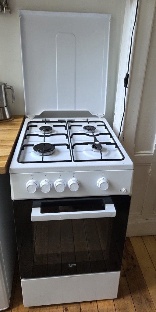 Cuisinière au gaz BEKO, 4 bruleurs, 1 four, Gaz, Gril, 4 zones de cuisson, Enlèvement