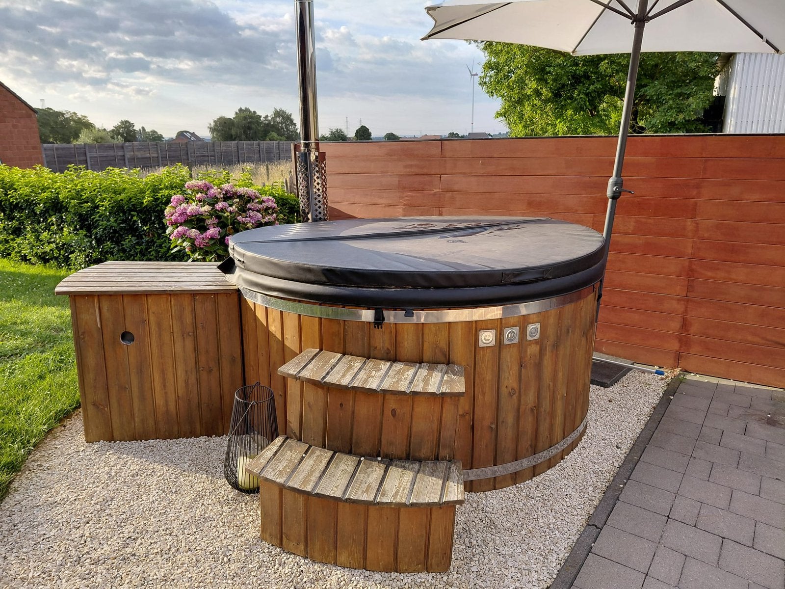 Jacuzzi houtgestookt met jets en bubbels, Tuin en Terras, Ophalen, Gebruikt, Verlichting