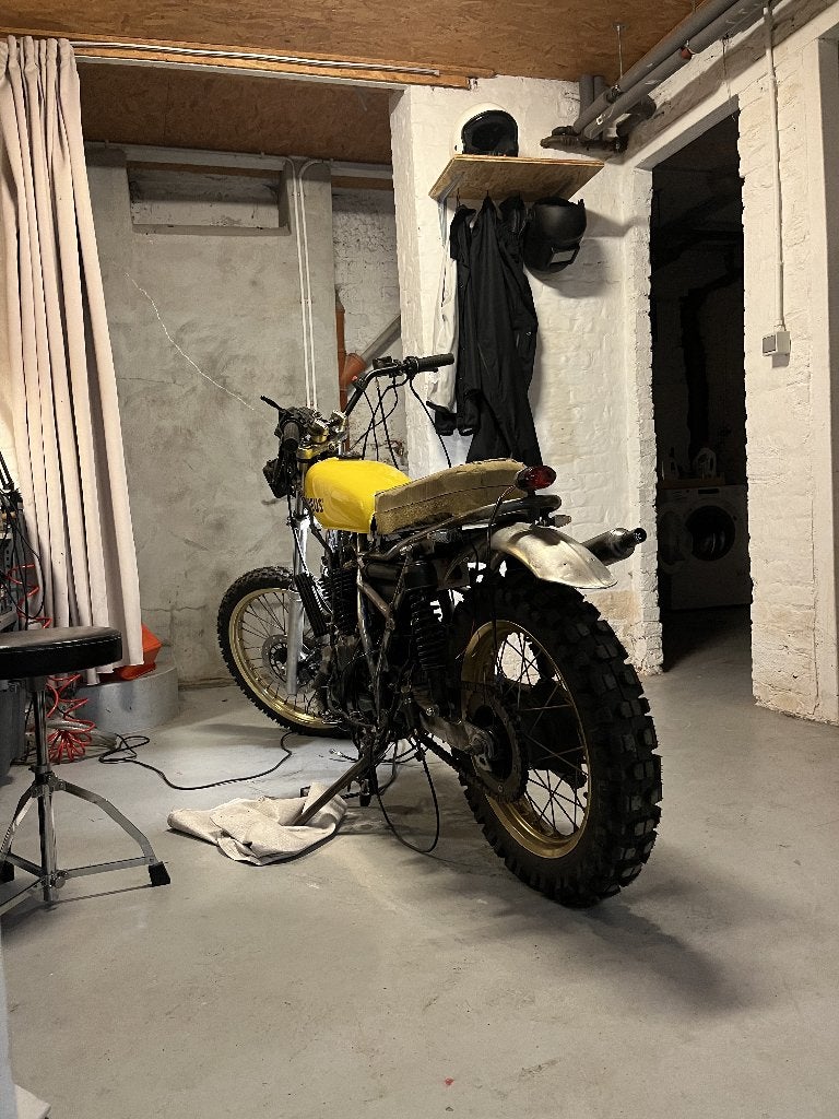 DR600 custom projet ou pour pièces, Motos, Motos | Suzuki, Particulier, Neuf, Enlèvement