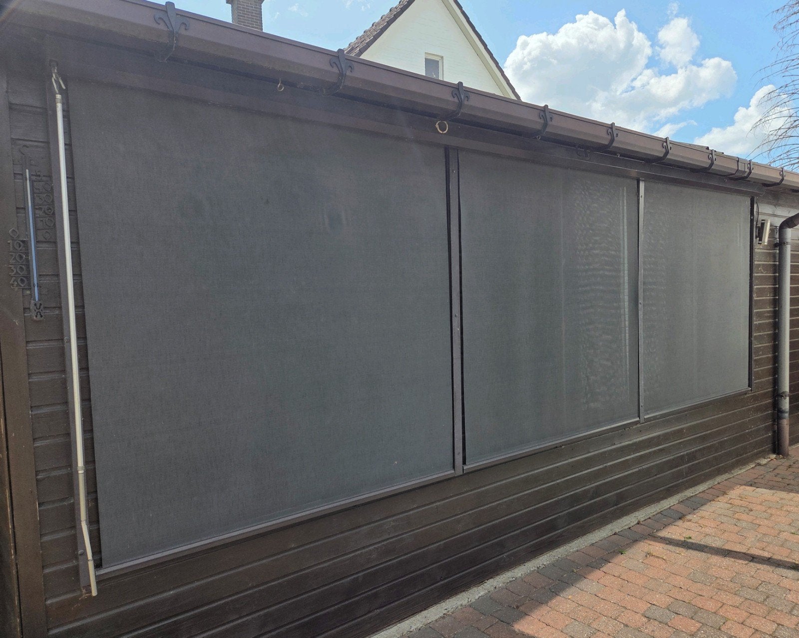 Screens (gedemonteerd), Ophalen