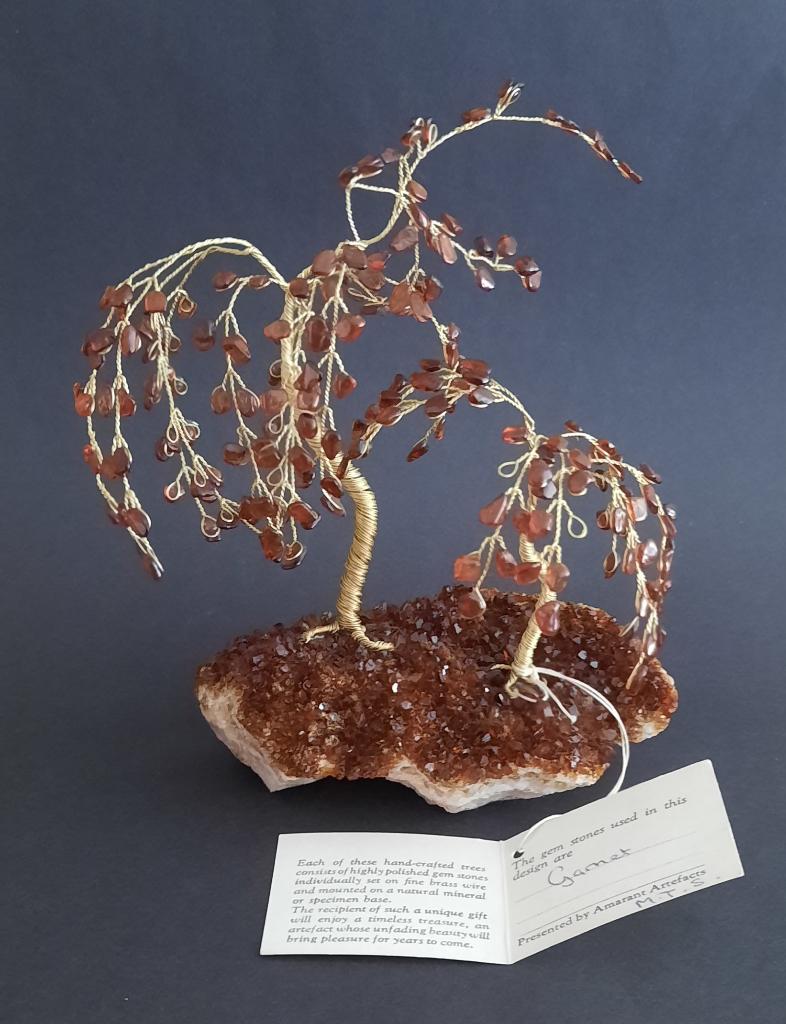 Arbre à pierres précieuses Grenat/Grenat, Collections, Minéraux & Fossiles, Enlèvement ou Envoi