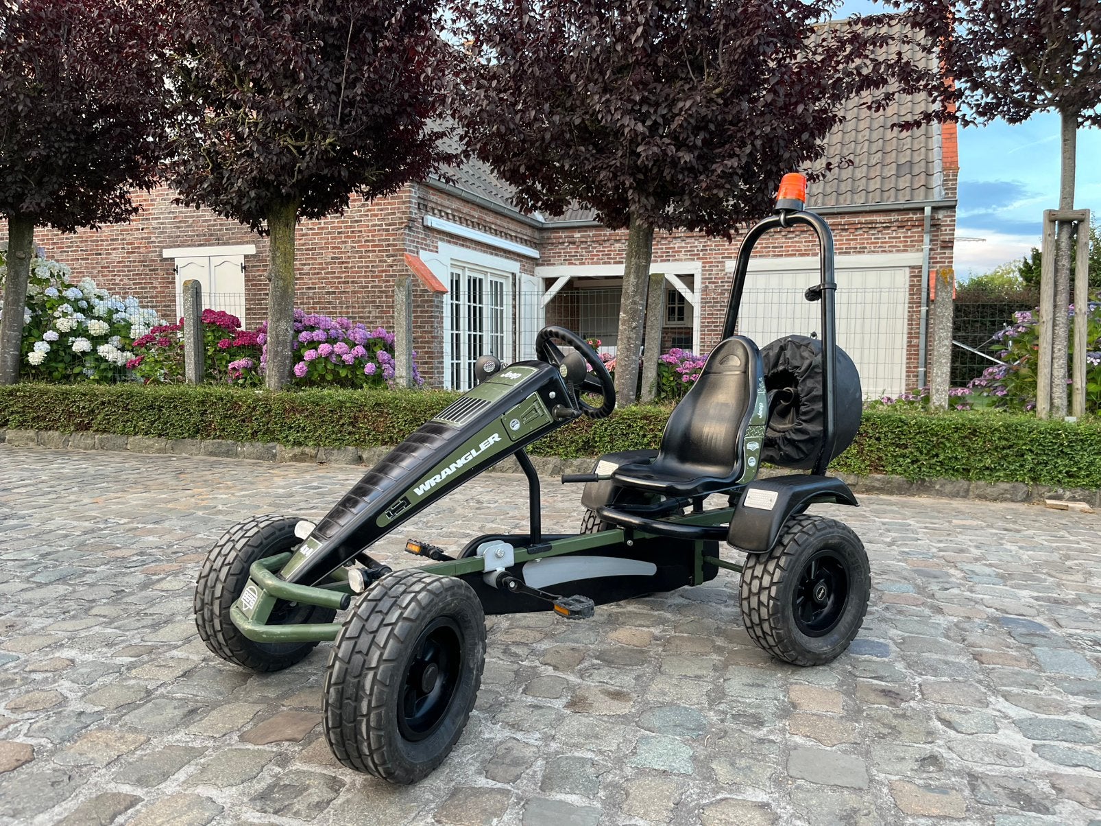 Gocart berg jeep, Kinderen en Baby's, Speelgoed | Buiten | Voertuigen en Loopfietsen, Ophalen, Gebruikt, Trapvoertuig