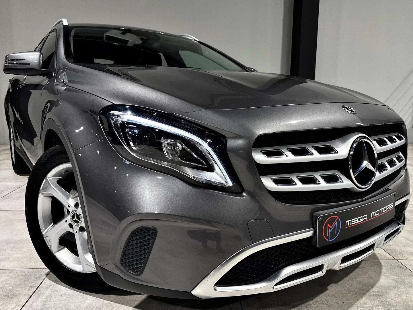 Mercedes-Benz GLA 200 1.6i 156CV !84.407KM! BAUTO+F1 NAVi CA, Automaat, Gebruikt, 4 cilinders, 1595 cc