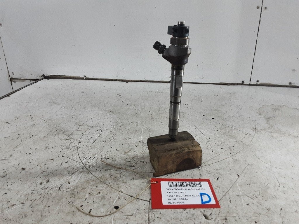 INJECTOR BRANDSTOF Volkswagen Tiguan (AD1) (04L130277AC), Gebruikt, Volkswagen, Mevr. I. Hauben, Rue de l'Espoir 34 34
4030  GRIVEGNÉE, BE