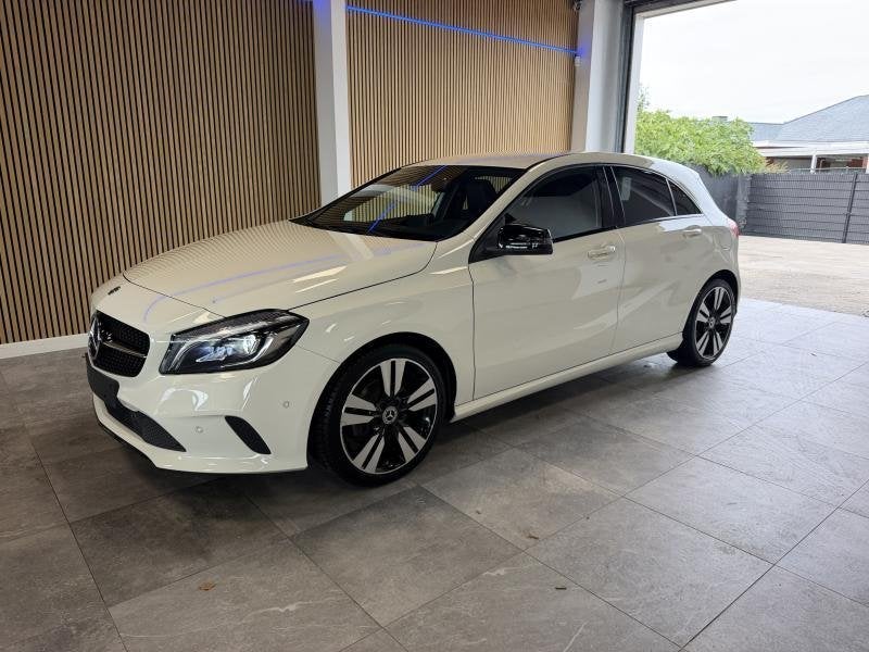 Mercedes-Benz A-Klasse Urben volldige onderhoudshistoriek Me, Auto's, Mercedes-Benz, 90 kW, 122 pk, 1595 cc, Bedrijf