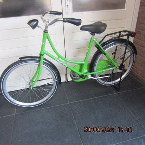 TE KOOP MEISJES FIETS WIELMAAT 24 INCH, Fietsen en Brommers, Ophalen, Gebruikt, Terugtraprem, 24 inch