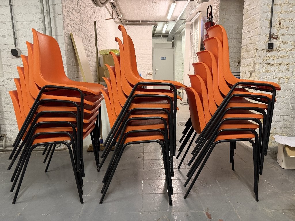 18 chaises vintage orange – Années 70/80, Antiquités & Art, Enlèvement