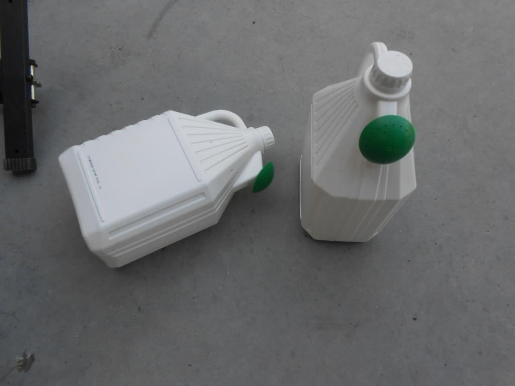 gieter van 5 liter met sproeikop - aantal 4 stuks, Tuin en Terras, Ophalen of Verzenden, Gebruikt, Kunststof