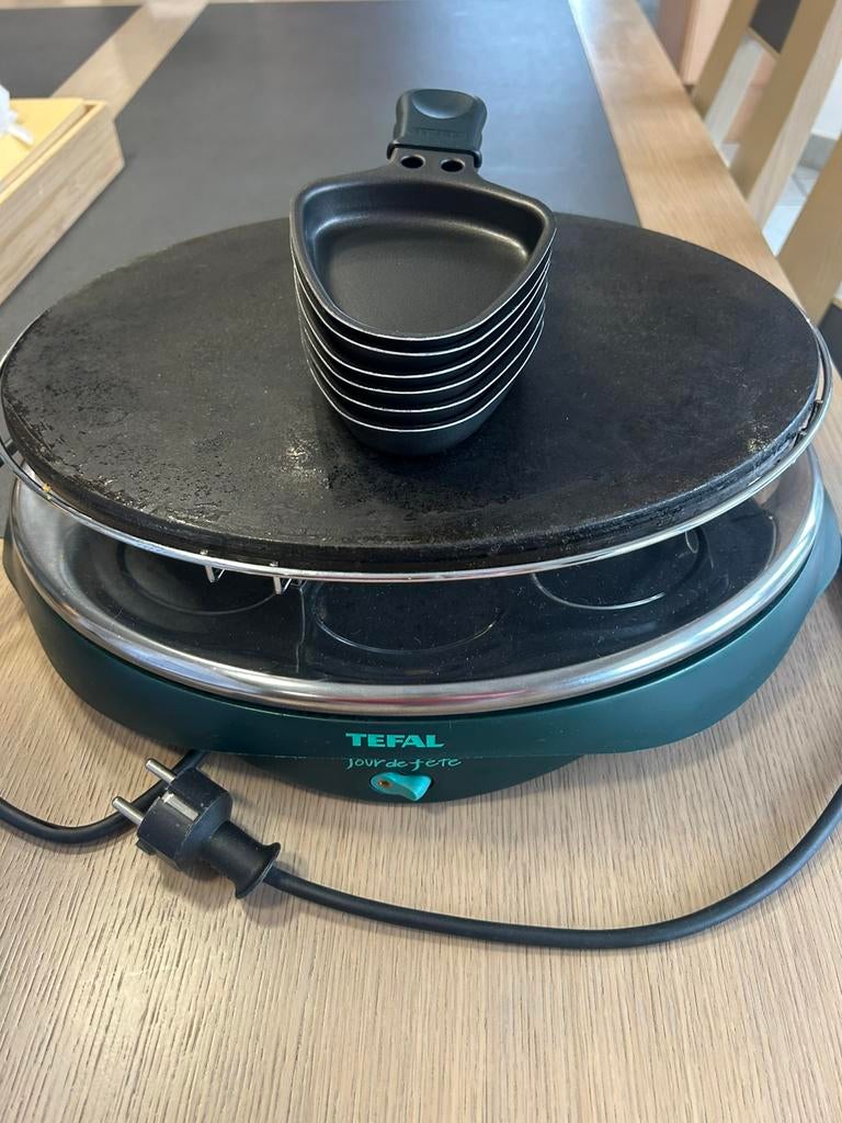 Raclette-apparaat van Tefal, Elektronische apparatuur, Ophalen, Zo goed als nieuw, 4 t/m 7 personen