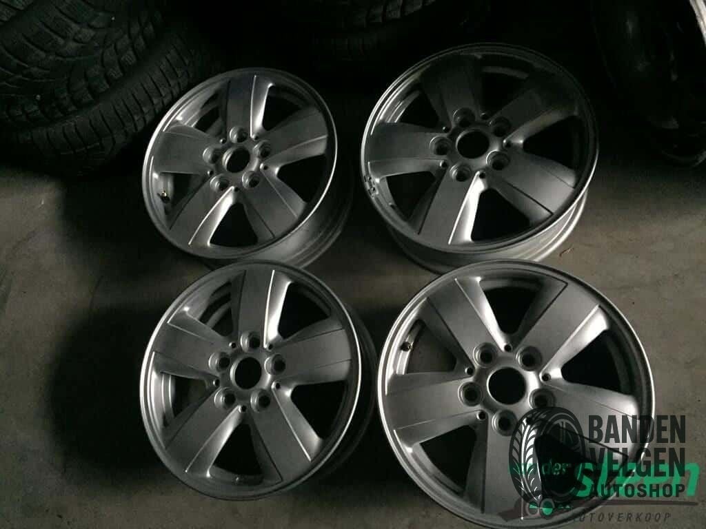 BMW en Mini One en Clubman 4 x Nieuw Style 517 - 5,5J x 15 I, Auto-onderdelen, Banden en Velgen, Gebruikt, 15 inch, Velg(en), -