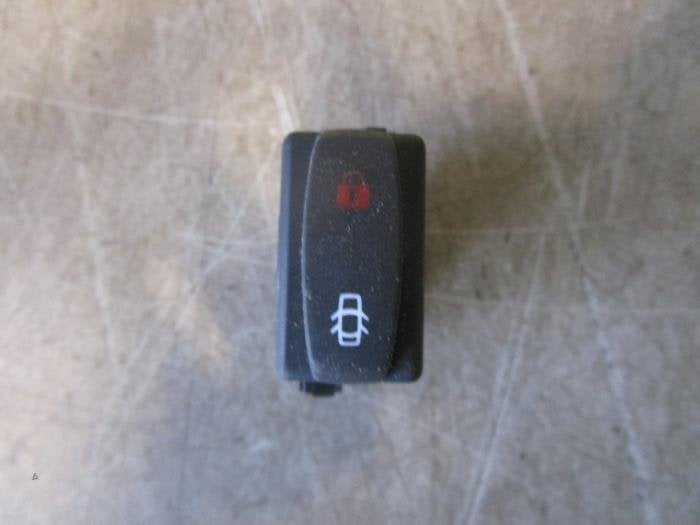 Commutateur d'un Opel Vivaro (Vivaro 01-), -, Opel, 3 mois de garantie, Utilisé