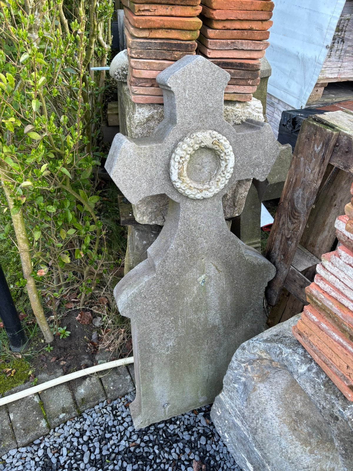 Antiek arduinen kruis . Voor info graag BELLEN 0474220705, Antiquités & Art, Enlèvement