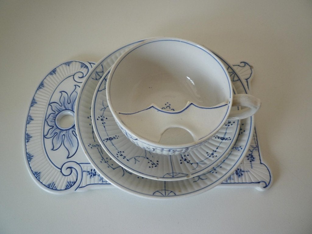Set à déjeuner complet pour moustachu, Antiquités & Art, Enlèvement ou Envoi