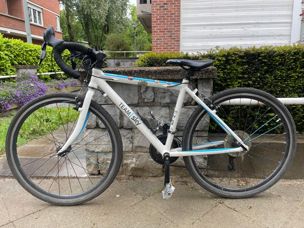 Frog Road 70 racefiets voor kinderen — Team Sky (26"), Velgrem, Versnellingen, Zo goed als nieuw, Ophalen