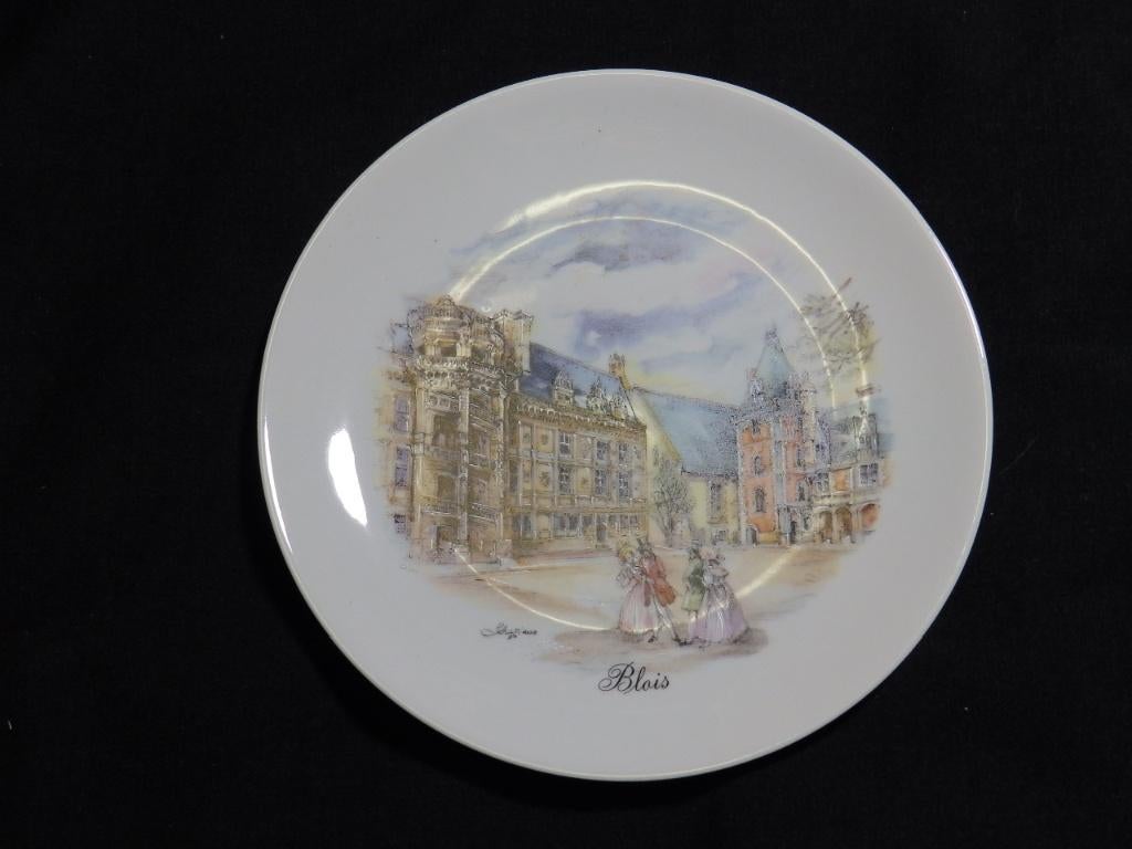 Assiette Décorative Blois porcelaine de Limoges, Antiquités & Art, Enlèvement ou Envoi
