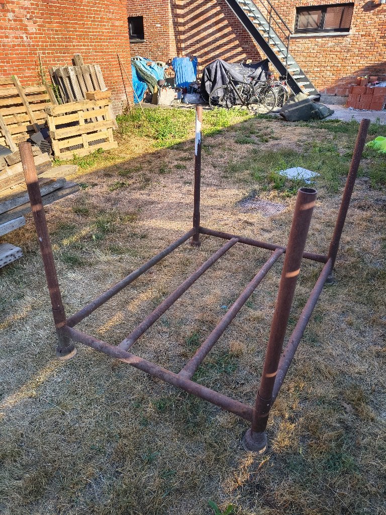 Metalen stapelbok, Ophalen, Gebruikt, IJzer