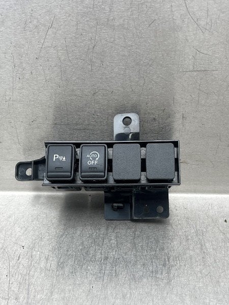 COMMUTATEUR DIVERS Nissan Qashqai (J11) (01-2013/-), Utilisé, Nissan