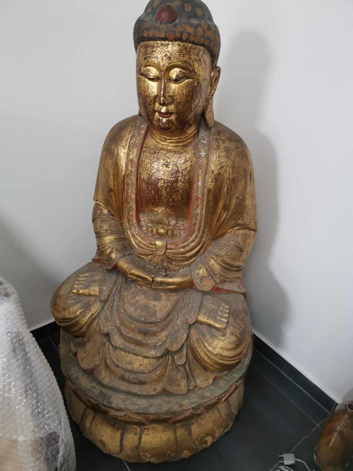 Grand Bouddha 18e siècle, Enlèvement, Bois
