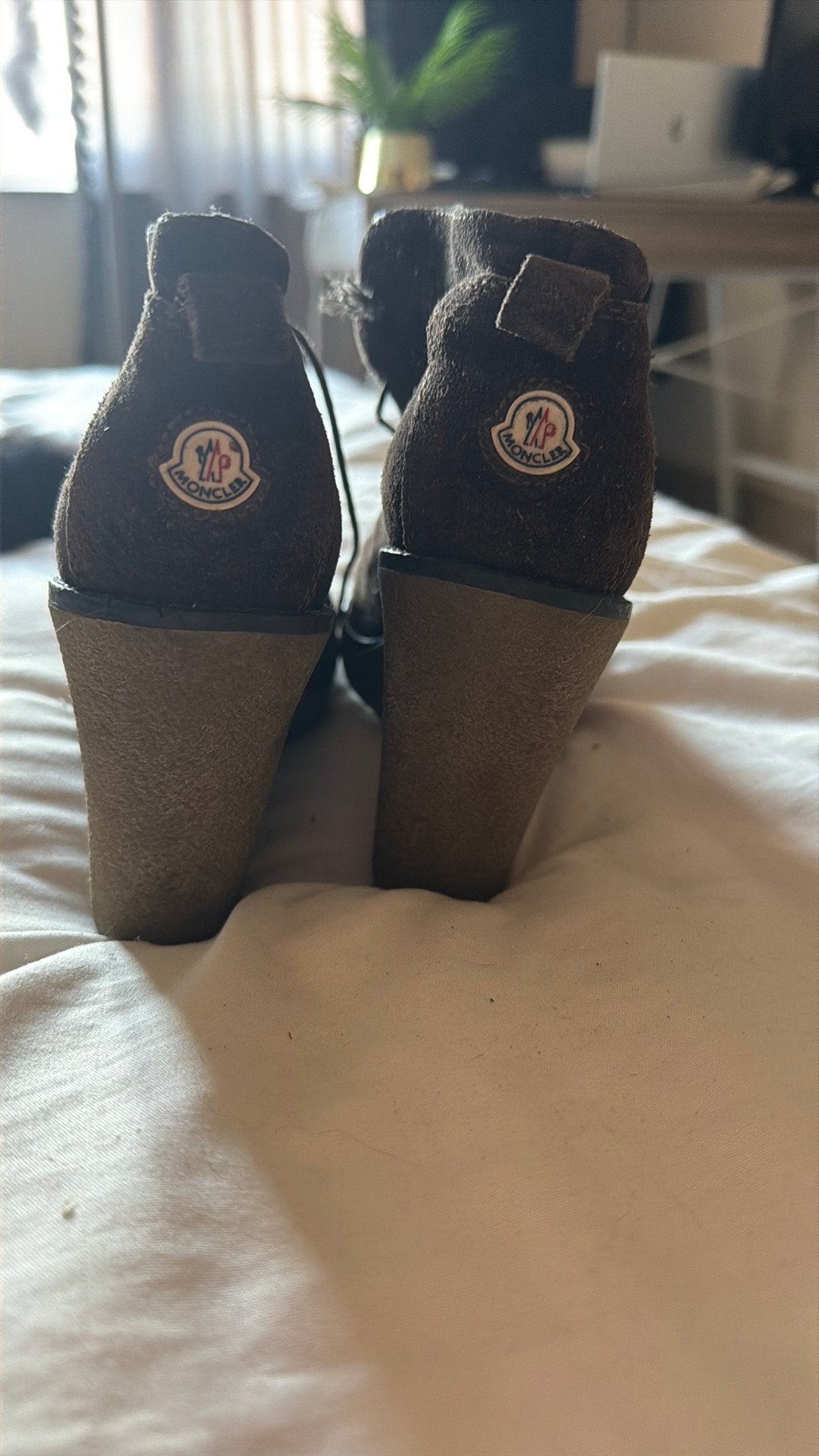 Moncler schoenen, Verzenden, Gedragen