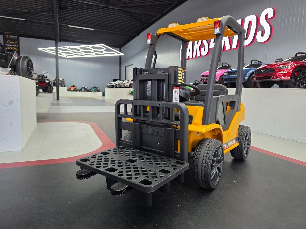 Kinder heftruck - 12 volt - leren zit - rubberen banden - RC, Ophalen of Verzenden, Nieuw, Afstandsbediening